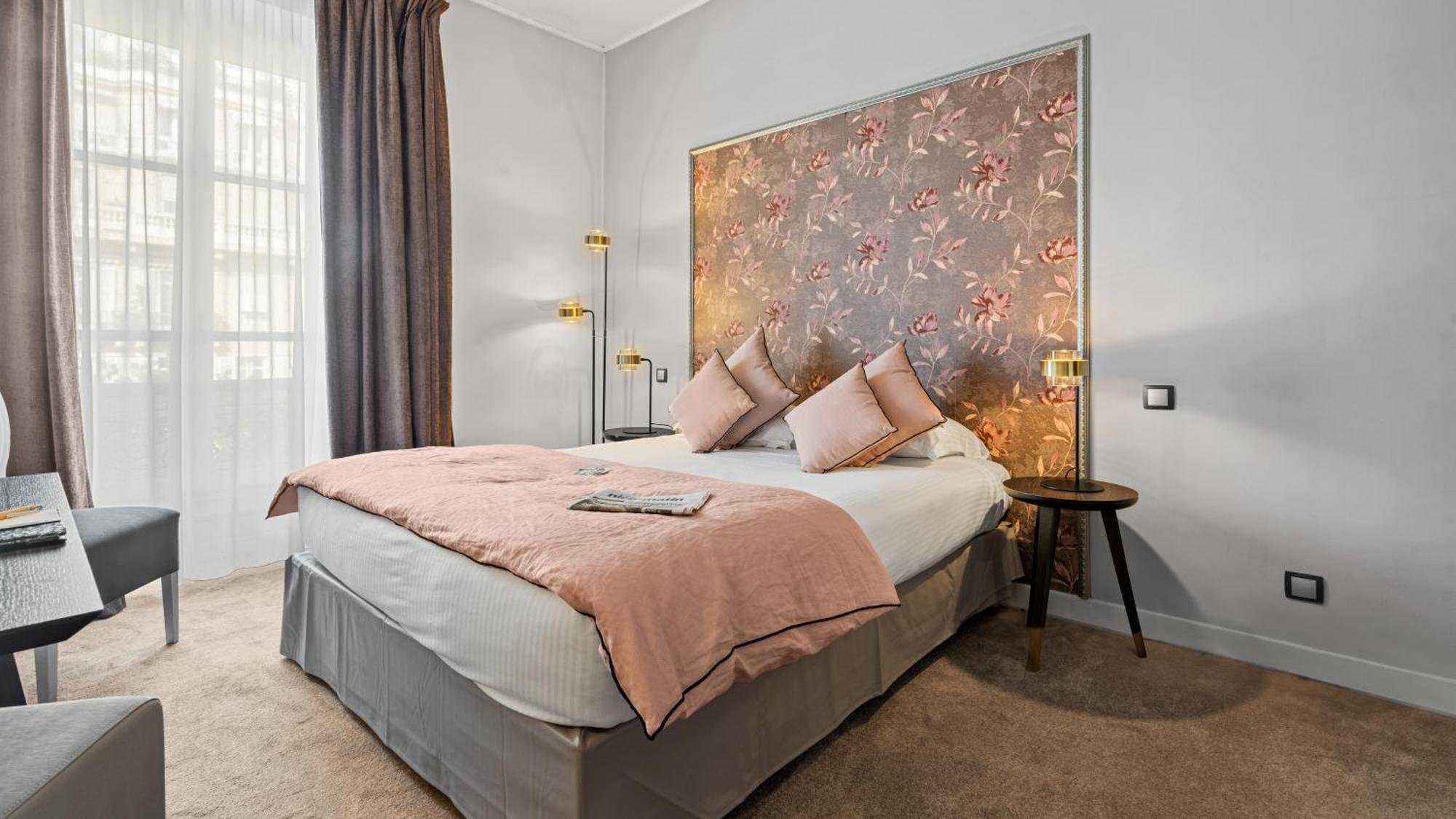 Victoria 4*